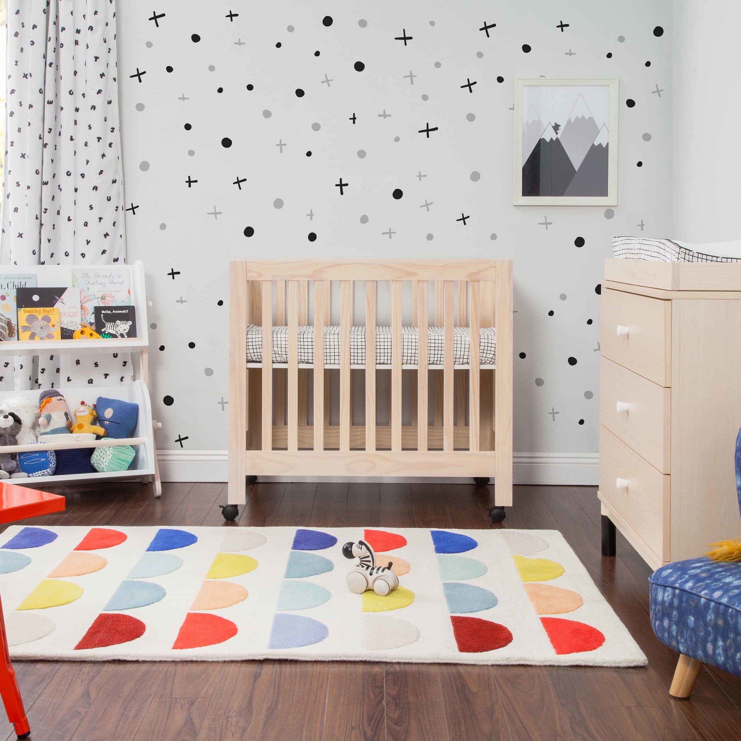 M6698NX,Origami Mini Crib in Washed Natural