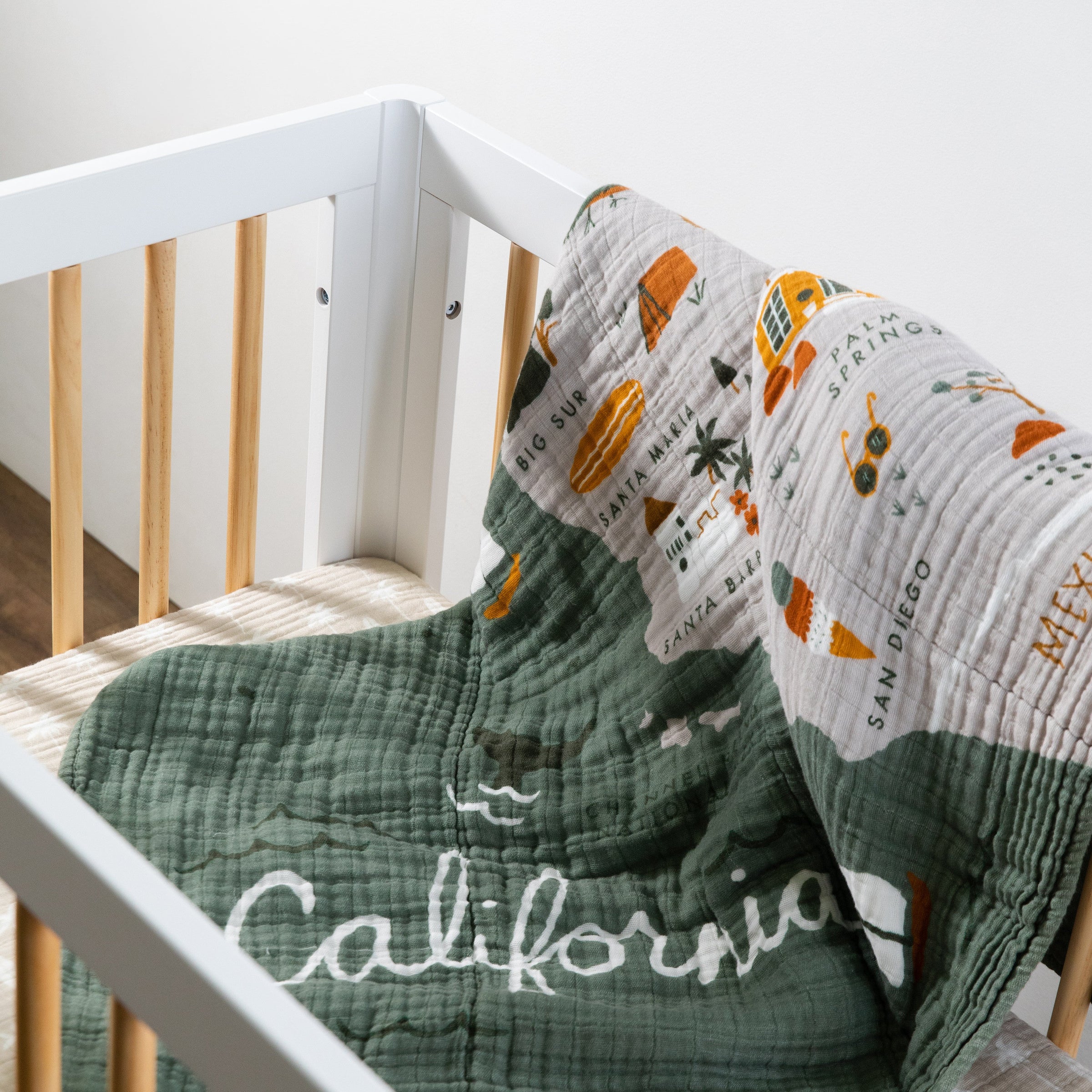 T27036,Beach Bum Muslin Mini Crib Sheet in GOTS Certified Organic Cotton