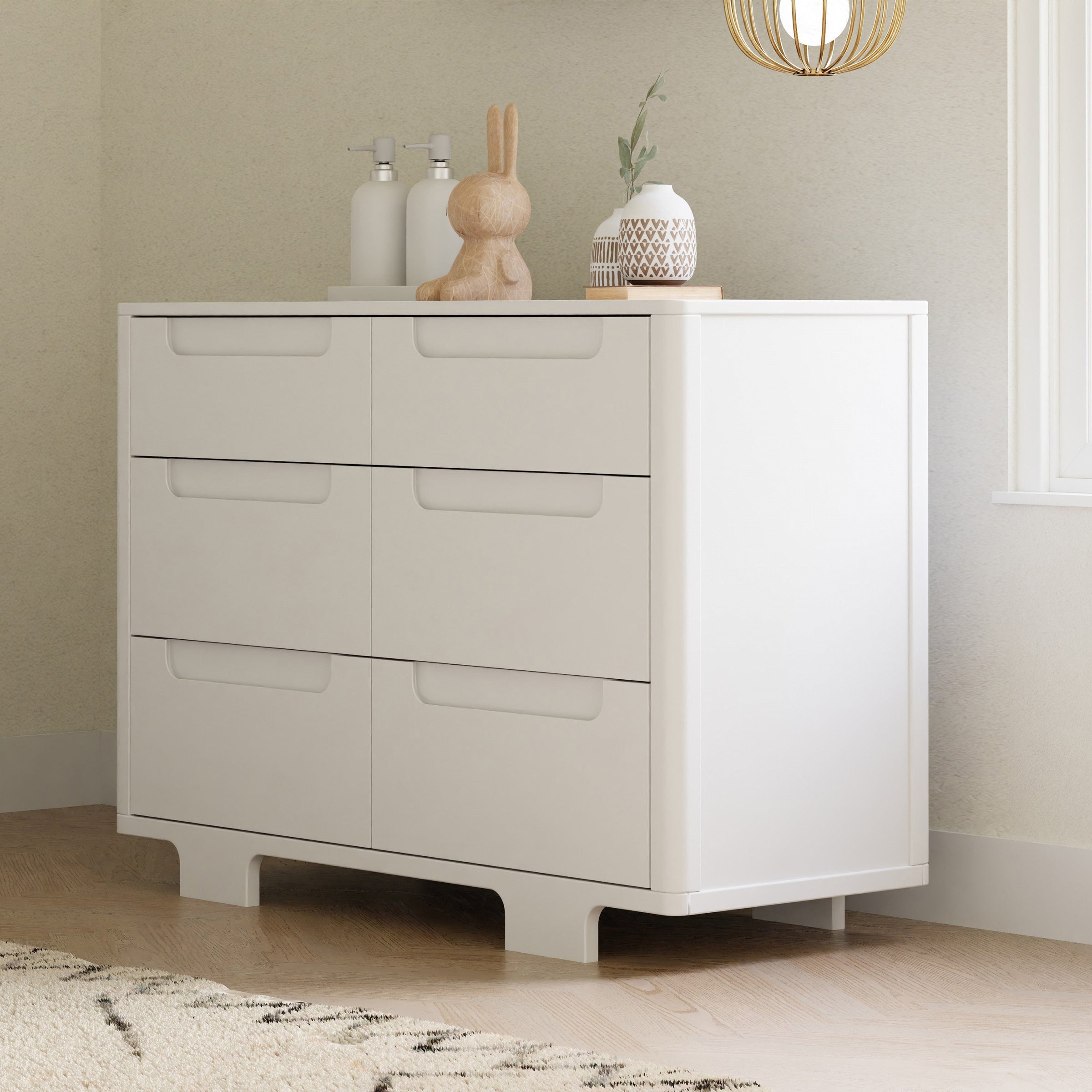 M23426W,Yuzu 6-Drawer Dresser in White