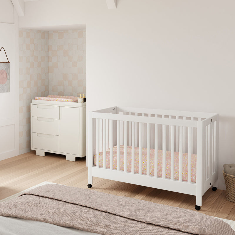 M6601W,Maki Full-Size Folding Crib w/Toddler Bed Conversion Kit in White Finish