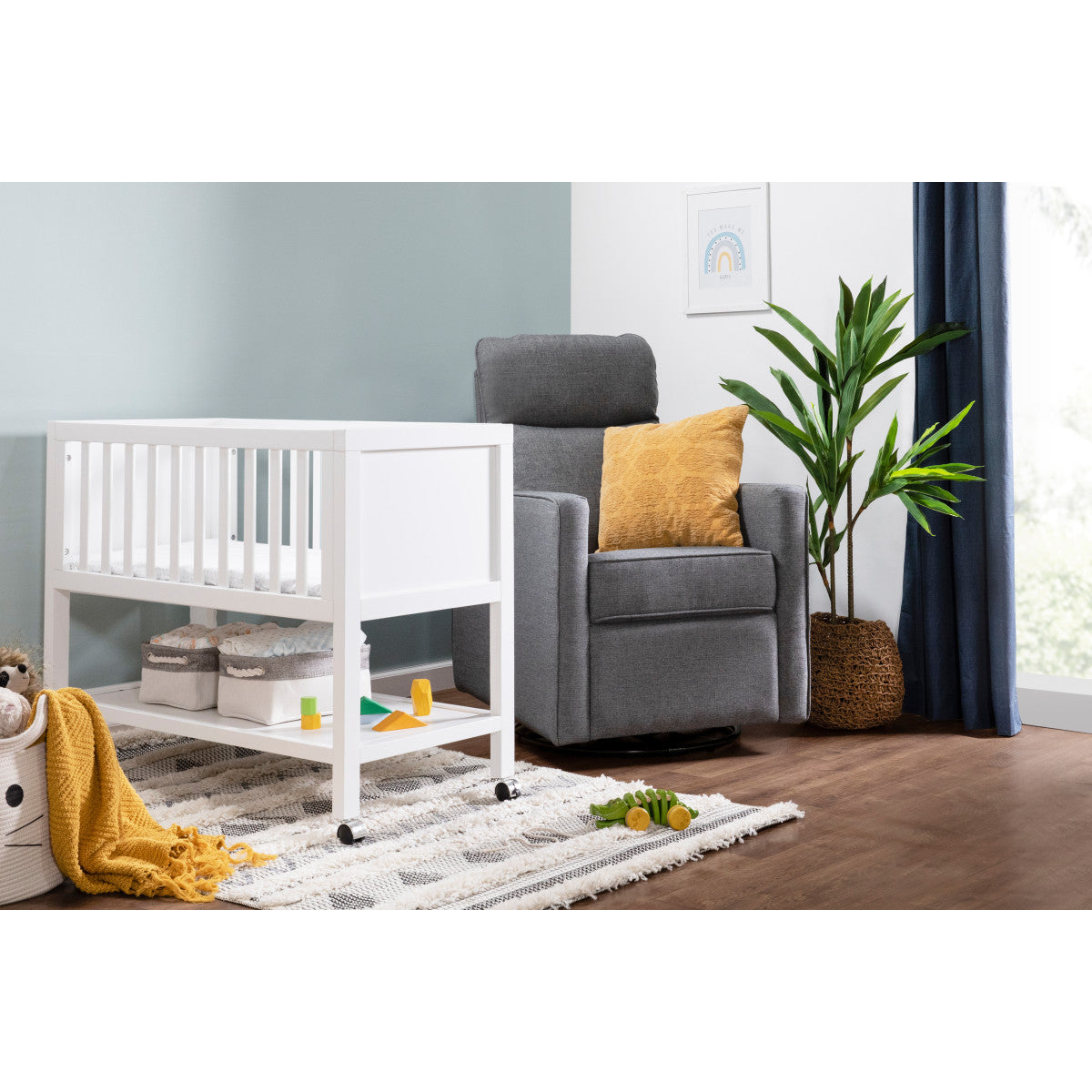 Davinci wooden outlet bassinet