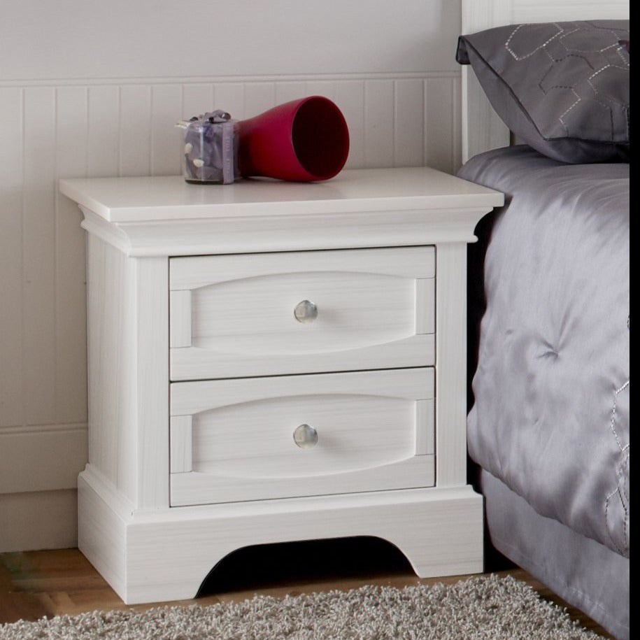 Raquel Nightstand